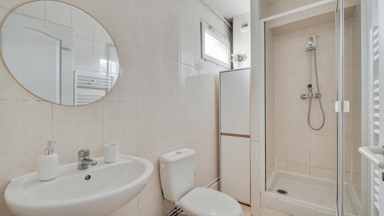 Chic Apart With Parking Near Paris Apartment Aubervilliers Luaran gambar